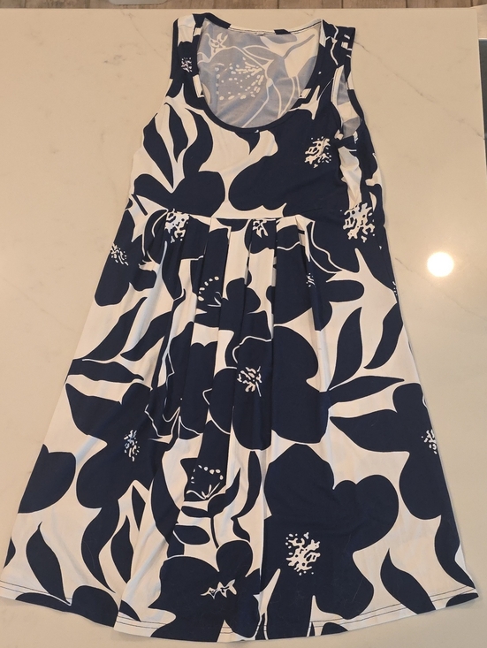 Dresses & Skirts - Navy and White Floral A-Line Tank Dress